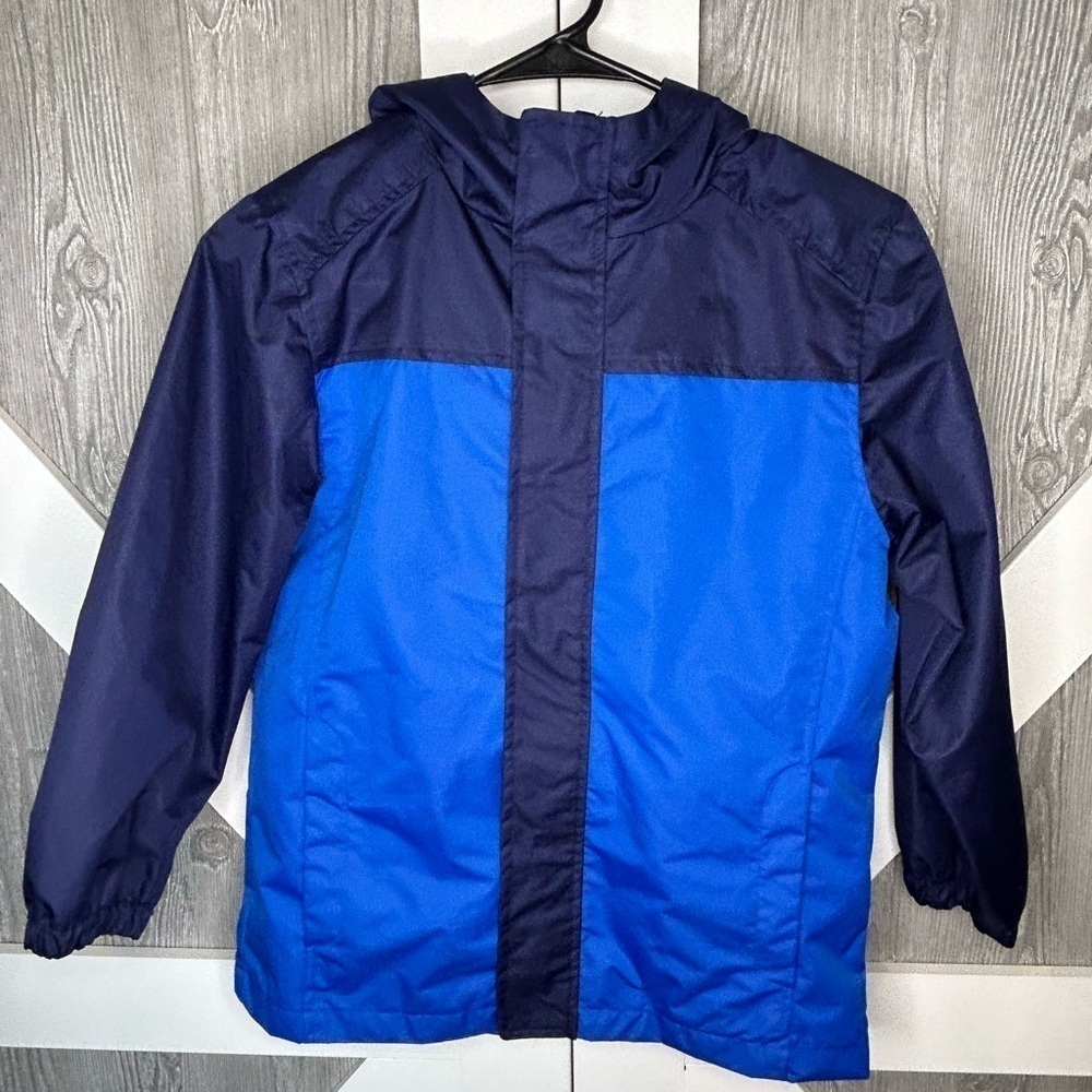 170. Boys Two Tone Jacket Size Medium M